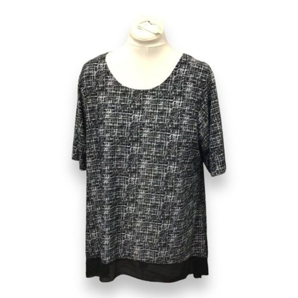 Shannon Ford New York Women’s Short Sleeve Mixed Media Tunic, Black, size 2X